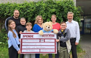 Heinrich Böll Gesamtschüler spenden erneut für Deutsche Kinderhospiz Dienste
