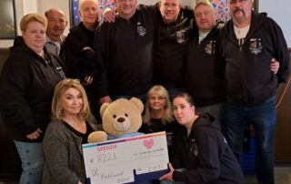 Berghofener Dartclub sammelt bei Benefizaktionen Euro